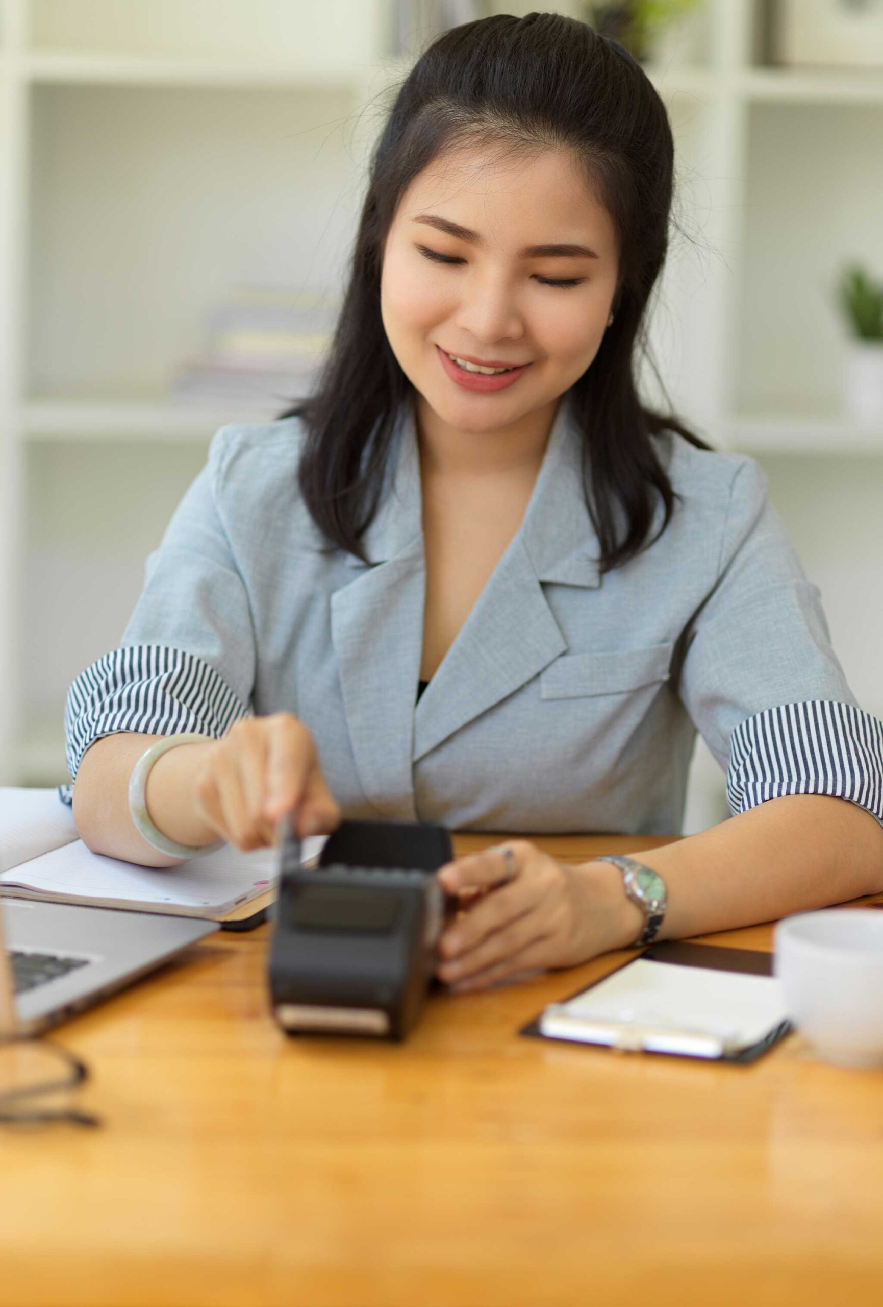 quy-trinh-su-dung-dich-vu-thanh-toan-ho-quoc-te